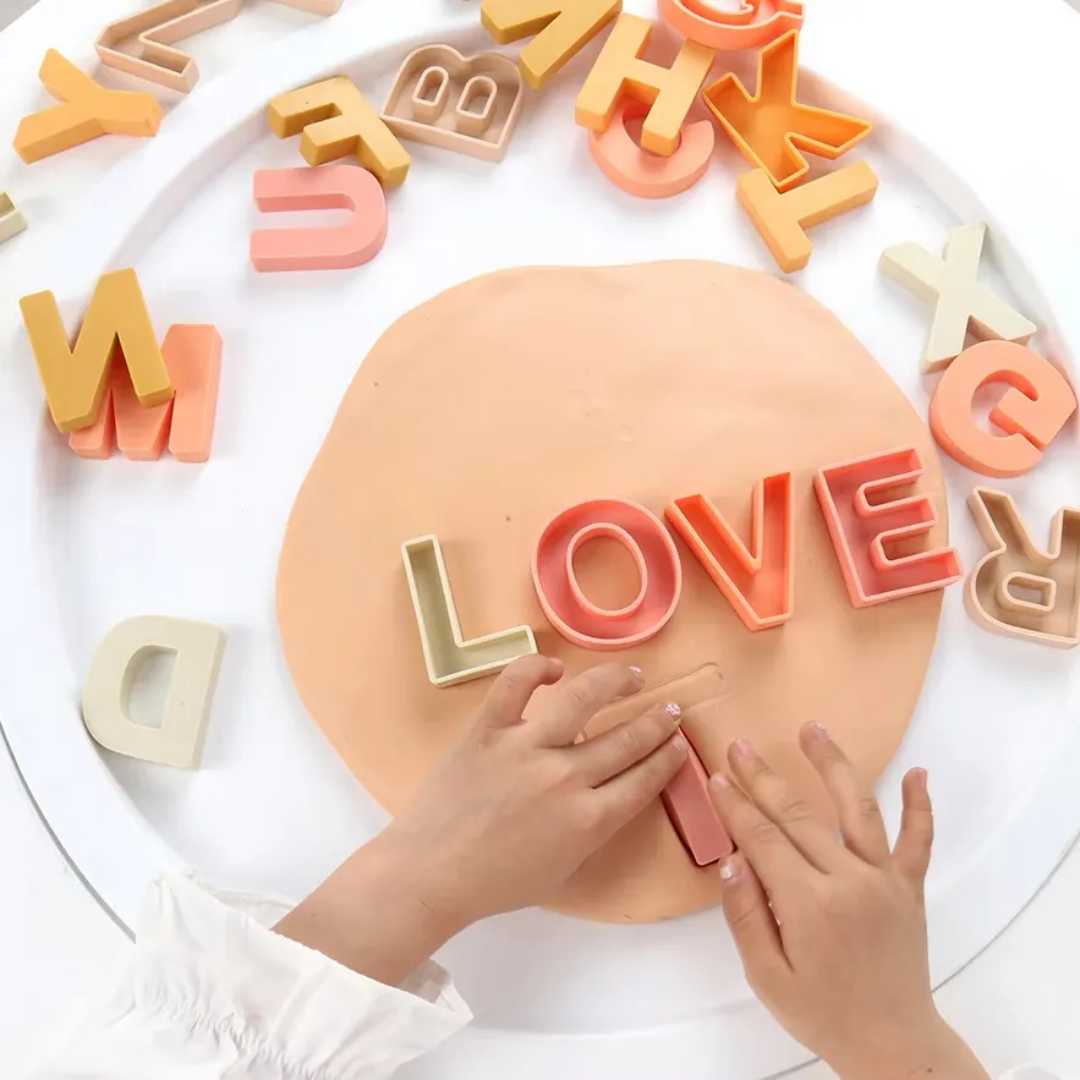 A–Z Tray Set (26 letters)