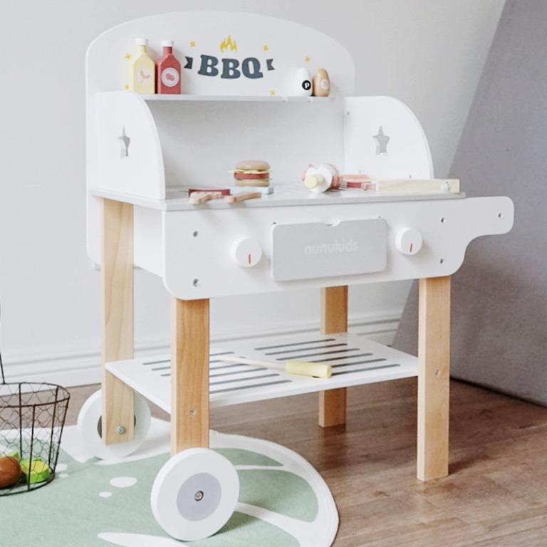 BBQ Grill Stand